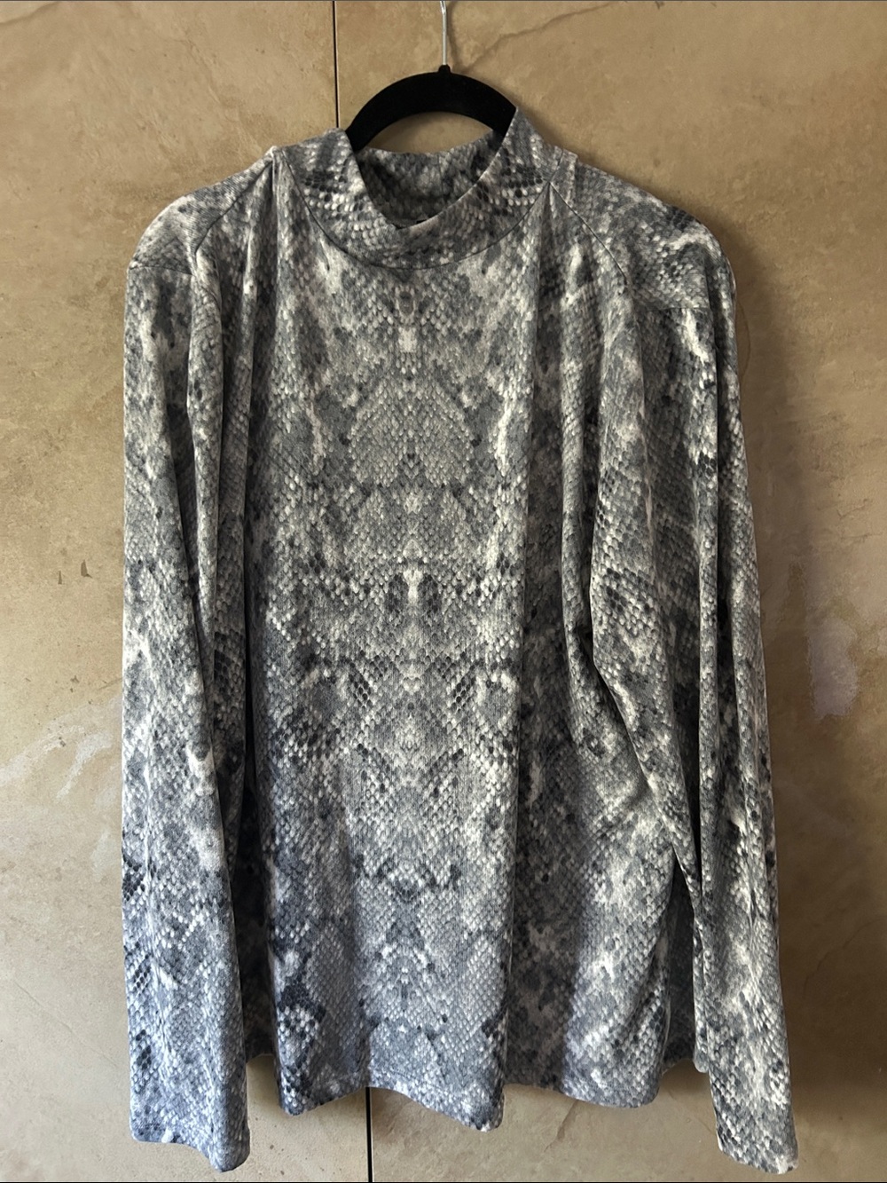 Anntaylor Factory Snake Print Long Sleeve Top - Gray & Black